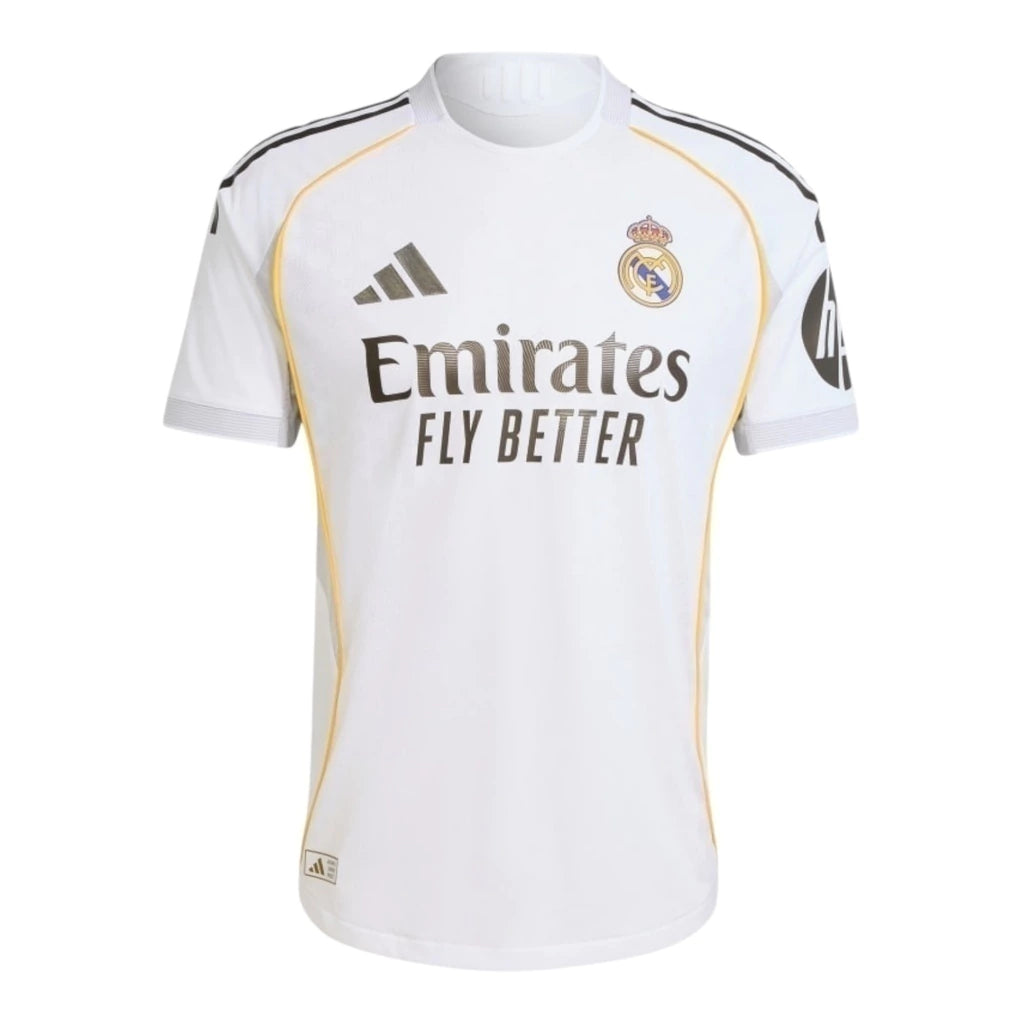 Camisa Real de Madrid I 25/26 - Torcedor Adidas Masculina - Branca com detalhes em cinza e amarelo