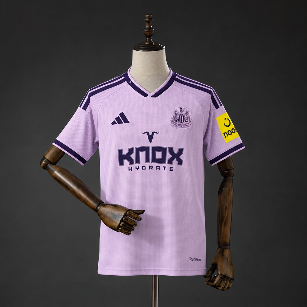 Camisa Newcastle 26/27 - Torcedor Rosa