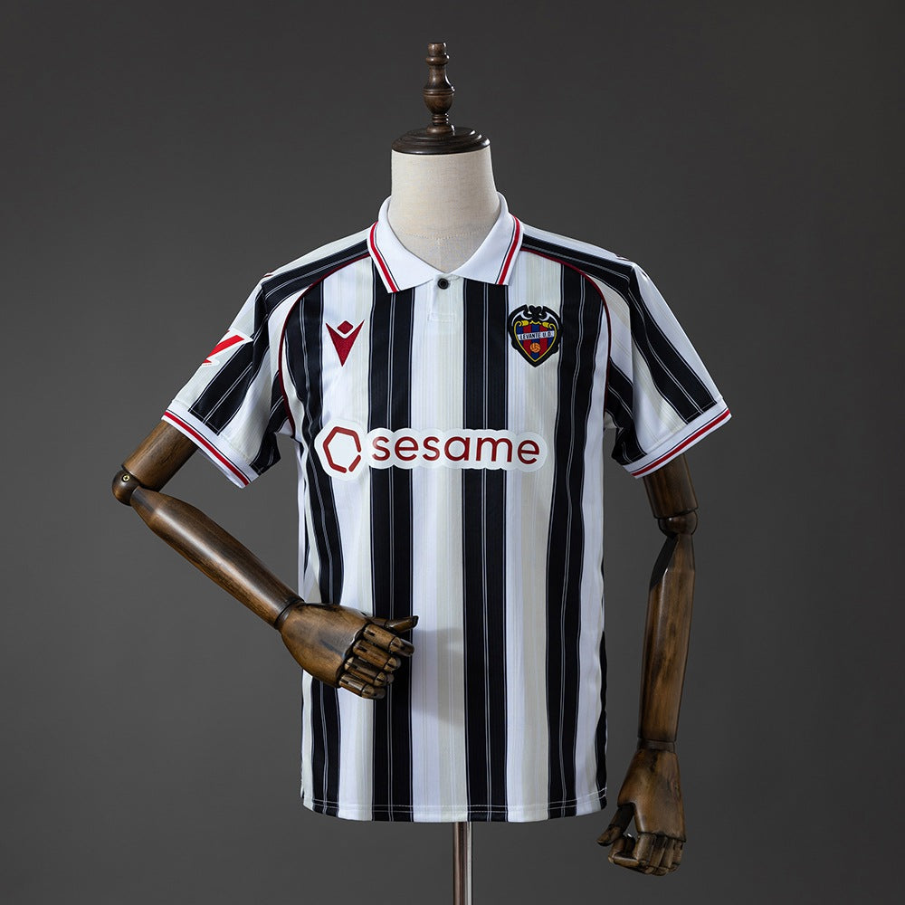 Camisa Levante 26/27 - Torcedor Preta e Branca Listrada
