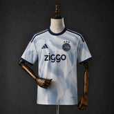 Camisa Ajax 26/27 - Torcedor Azul Clara e Cinza Estampada