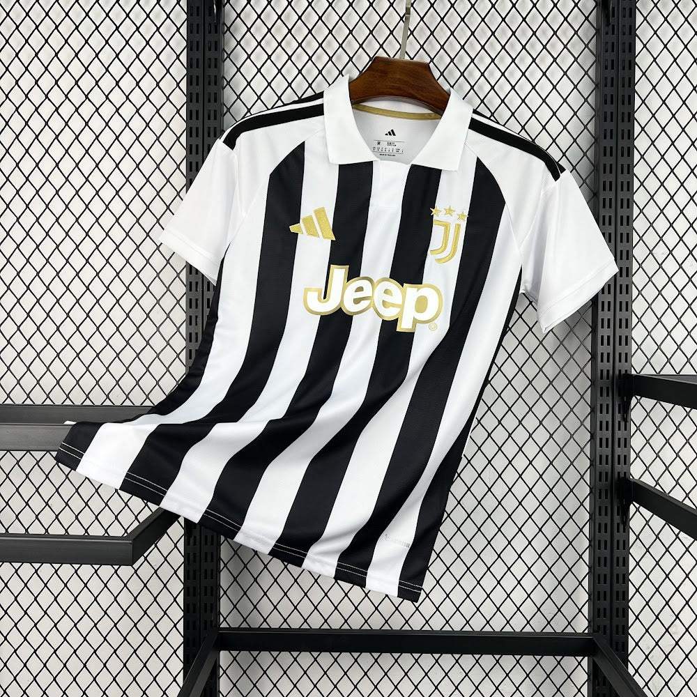 Camisa Juventus 26/27 - Torcedor Preta e Branca Listrada