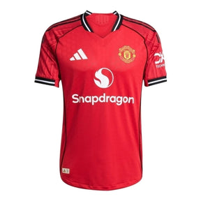 Camisa Manchester United I 25/26 - Torcedor Adidas Masculina - Vermelha com detalhes em preto