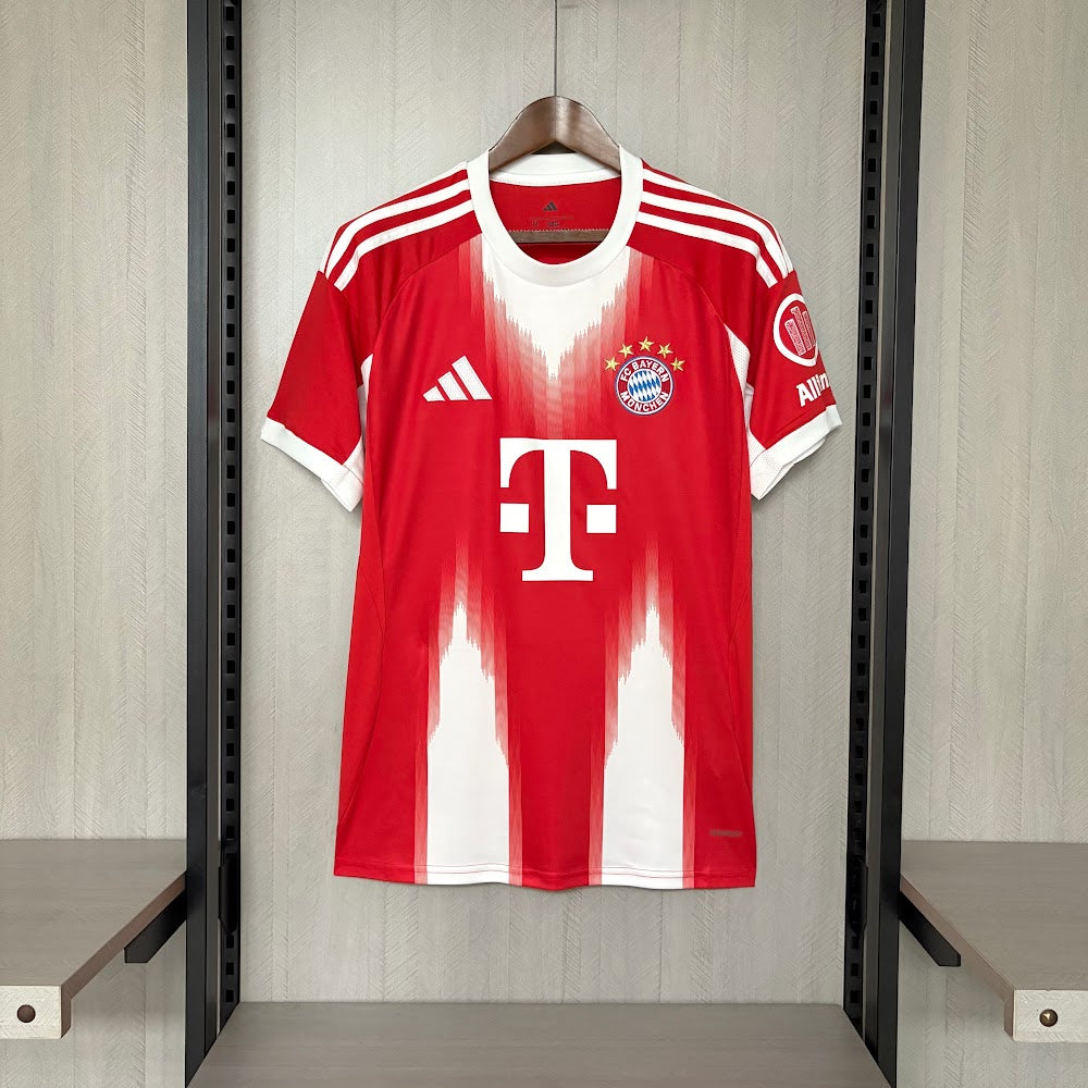 Camisa Bayer de Munique 25/26 - Torcedor Vermelha