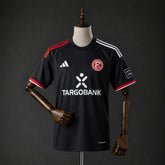 Camisa Dusseldorf 26/27 - Torcedor Preta